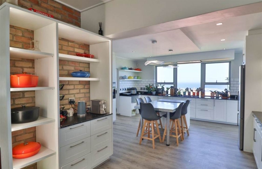 4 Bedroom Property for Sale in Onrus Western Cape